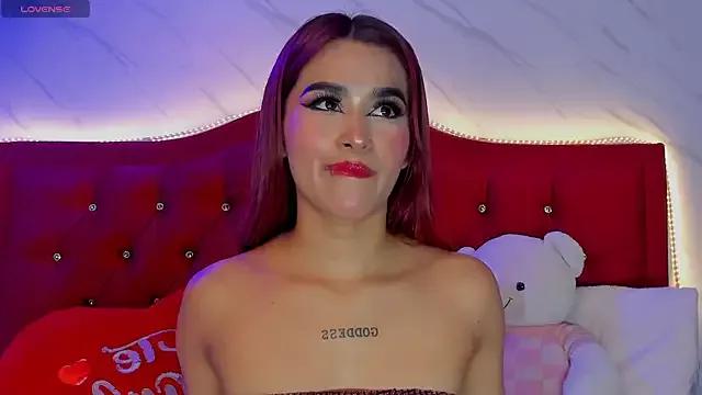 Lizzy_LaBelle from StripChat is Freechat
