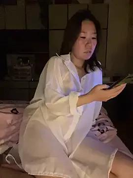 LLLauren_999 from StripChat