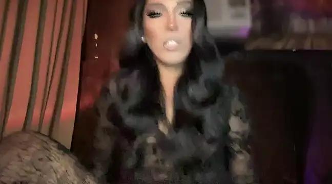 Lo_la_69 from StripChat
