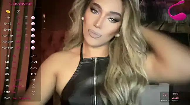 Lo_la_69 from StripChat