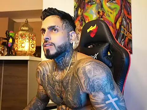 logan_hugh8 from StripChat is Freechat