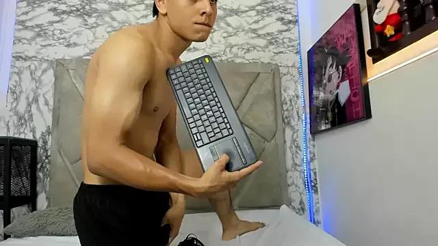 Logan_Jhonson from StripChat is Freechat