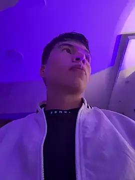 Logan_smith1 from StripChat is Freechat