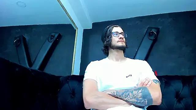 Loggan_donnelly from StripChat