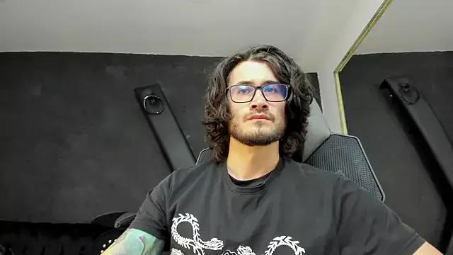 Loggan_donnelly from StripChat
