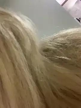 Loiragoxtosinnha webcams show profile image 