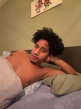 Lokkkki96 webcams show profile image 