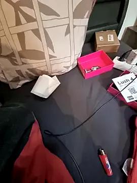 Photos of LoLa-69-X from StripChat is Freechat