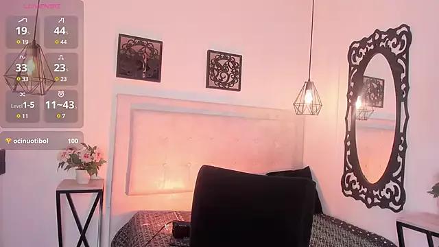 Lola_Blondie from StripChat