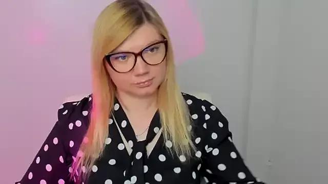 Lola_moree from StripChat