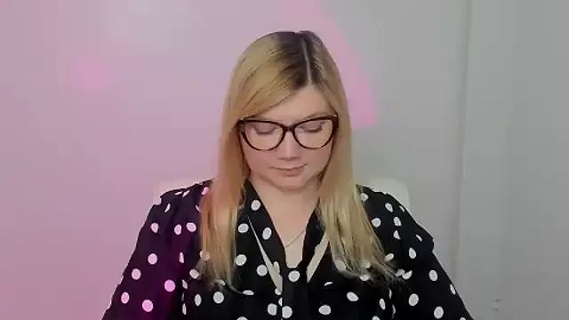 Lola_moree from StripChat