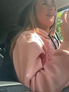 lola_tentatiion from StripChat
