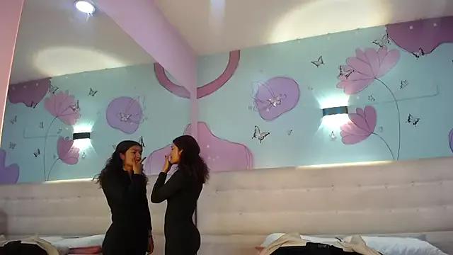 Lola_Vecassalt from StripChat