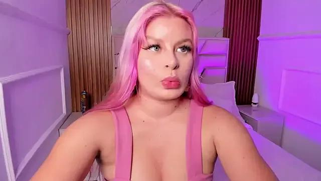 LolaAngellx from StripChat