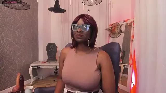 LolaJenkinss from StripChat is Freechat