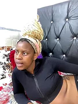 LOLAx01 from StripChat is Freechat