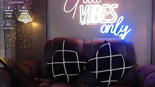 LOLIITA__LOVE from StripChat