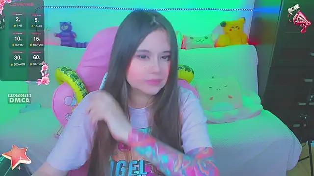 Lolisuccub from StripChat