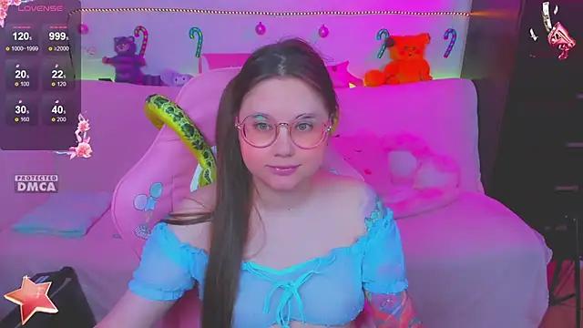 Lolisuccub from StripChat