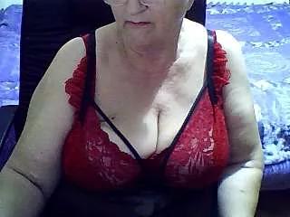 LolkaAlyss from StripChat