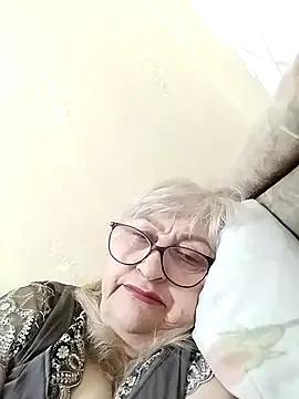 LolkaAlyss from StripChat