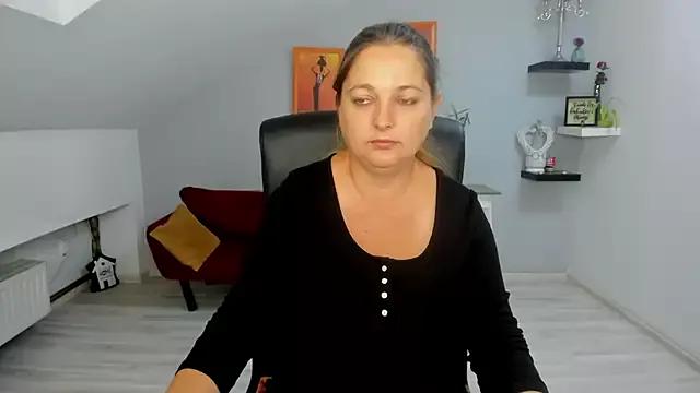LollaGirl from StripChat
