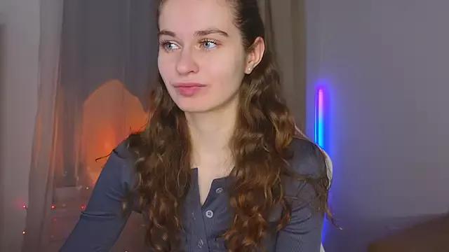 Lolli_Ruth from StripChat is Freechat