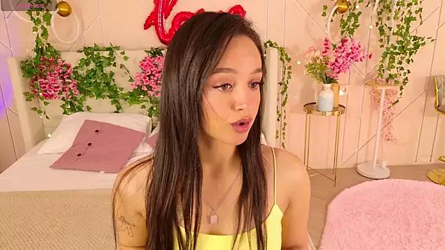 Lolly_Neal from StripChat
