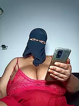 Loly_mor from StripChat