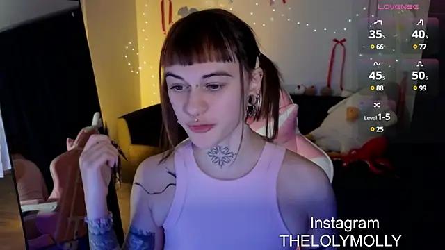 LolyMolli from StripChat