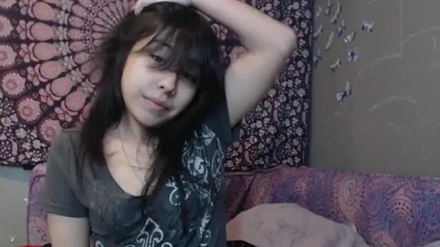 London_Ray from StripChat is Freechat