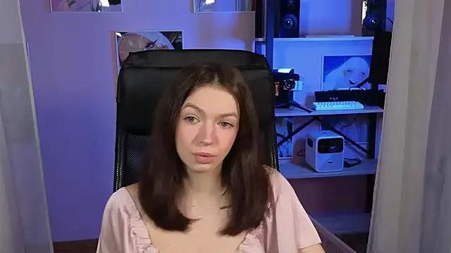 Loona_Eclipse from StripChat