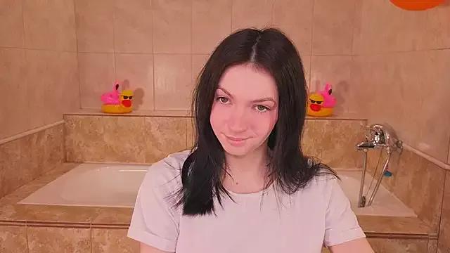 Loona_Eclipse from StripChat