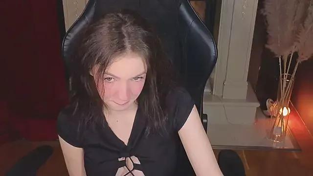 Loona_Eclipse from StripChat