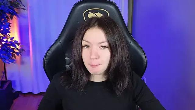 LoonaEclipse from StripChat