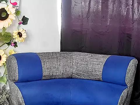 Loraine_Ortiz from StripChat is Freechat