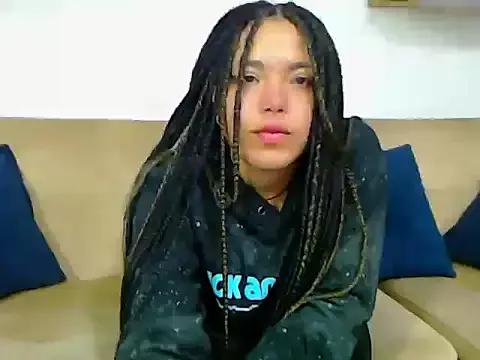 loren_420 from StripChat is Freechat