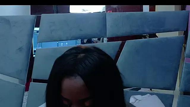 LorraiineJohnson from StripChat