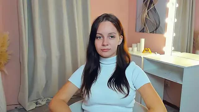 LorriSteman from StripChat is Freechat