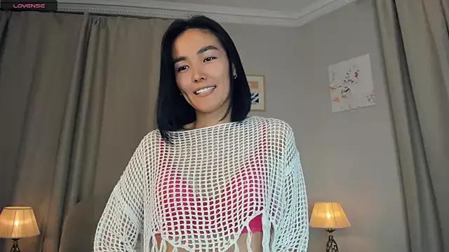 Lova_Rane from StripChat is Freechat