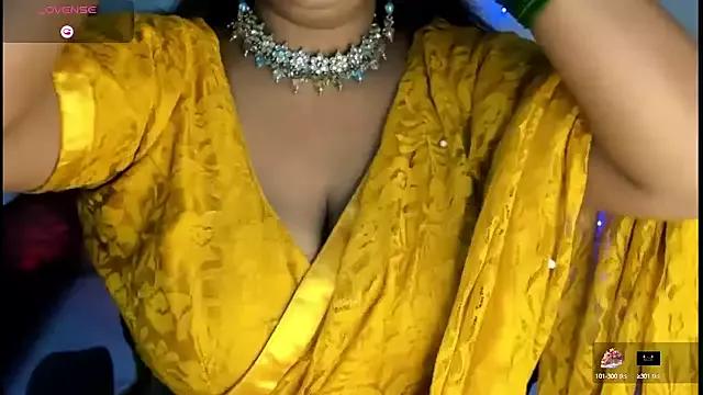 Love_Winss from StripChat is Freechat