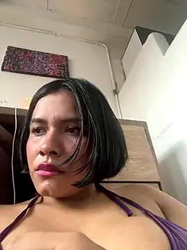 Lovedforeverr webcams show profile image 