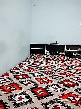 LoveLy-Soneya from StripChat is Freechat