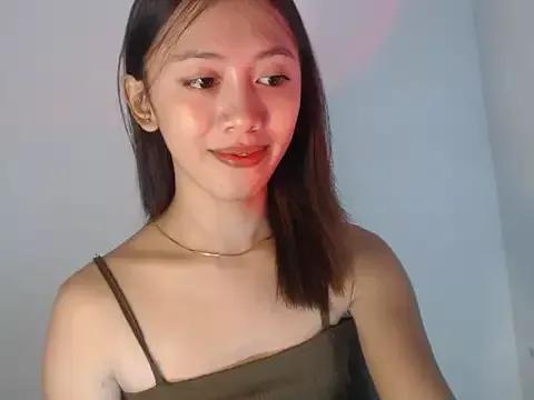 lovely_kiannaHugecock from StripChat is Freechat