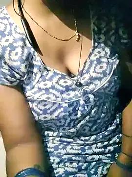 lovelyruhi from StripChat is Freechat