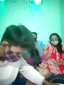 LoveOnStream from StripChat is Freechat