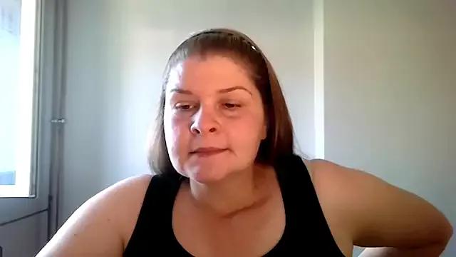 lovexCaroline from StripChat is Freechat