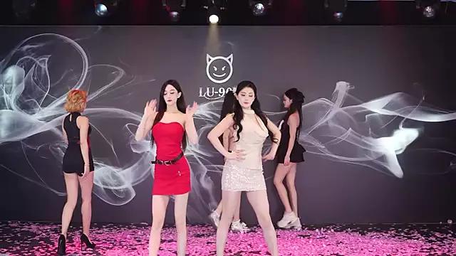 Dirty chat webcam: explore liveshows with versed models, from laying bare to fetishes, in a variety of sexy free adult webcams.