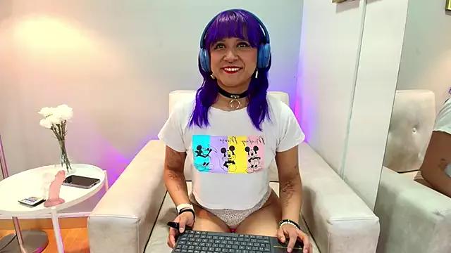 LuanEter from StripChat is Freechat