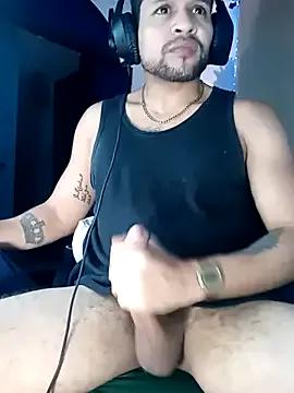 LucasGaeel webcams show profile image 